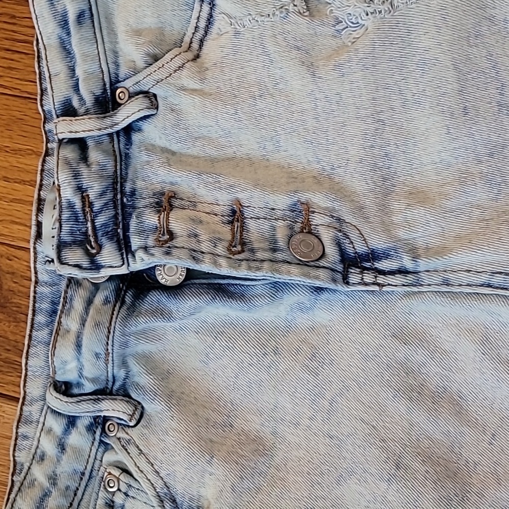 Trendy Light Blue Distressed Denim Shorts - Picture 5 of 11